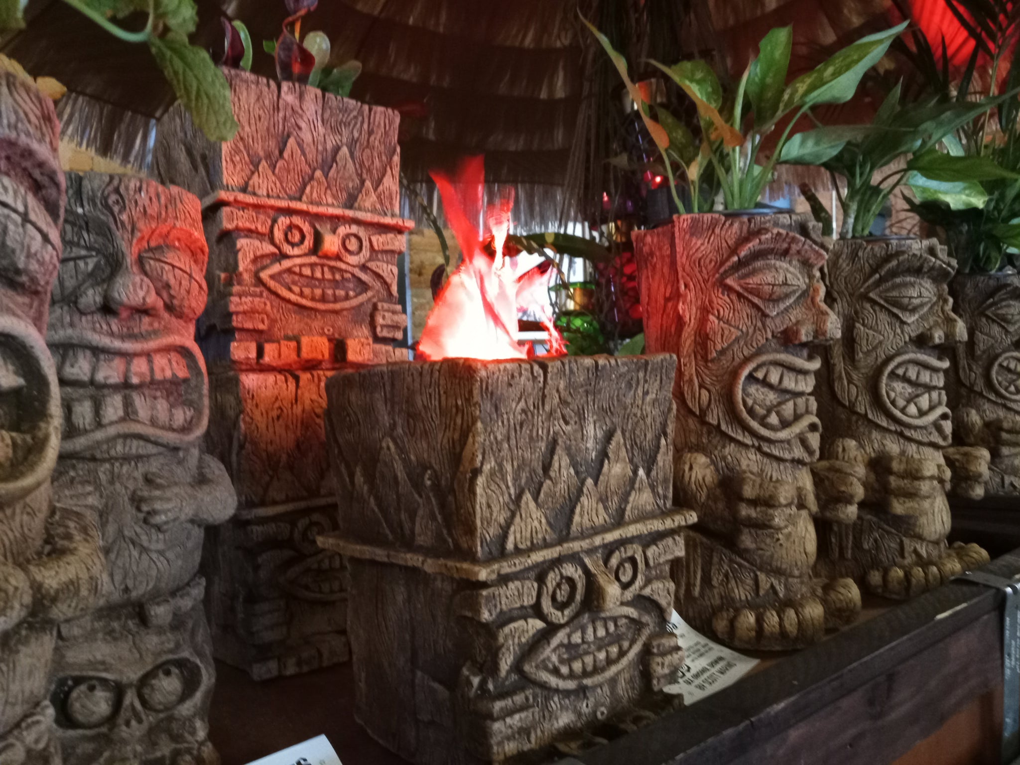 ペ*グ様 【12\"】The High-Lows / Hotel Tiki-Pot High-Lows - Hotel Tiki-Poto - Amazon.com Music